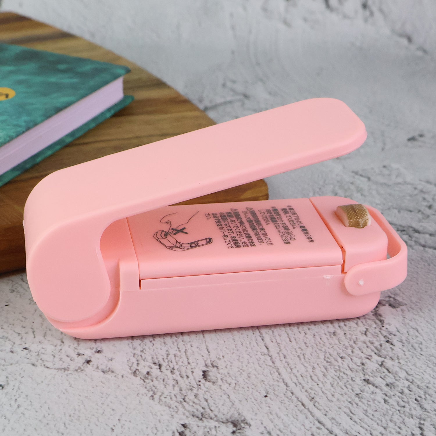 Mini Plastic Bag Sealer – Portable Heat Sealing Machine, Battery Operated (1 Pc / Mix Design) - Image 6