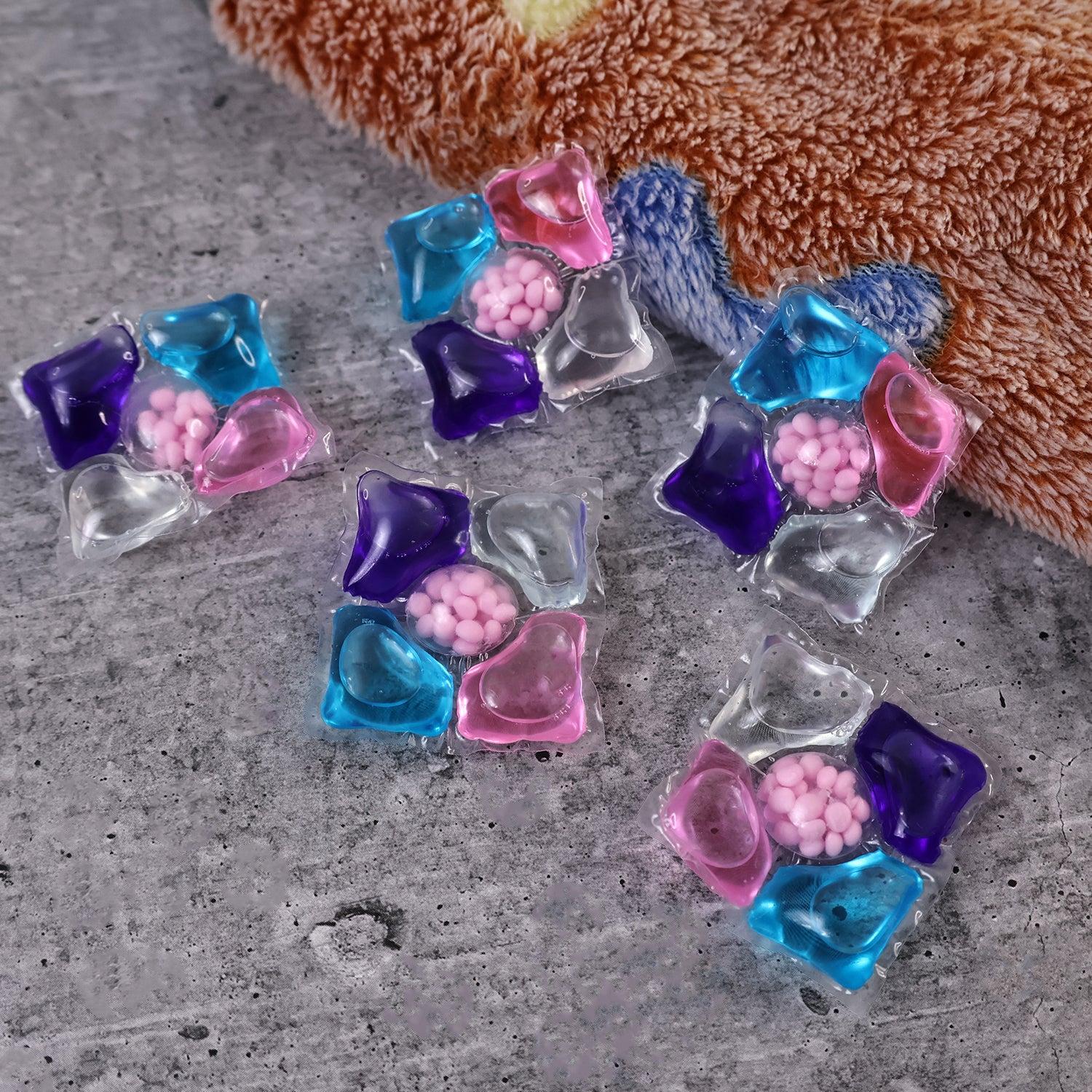 Premium Multi-Action Laundry Detergent Pods – 10 Piece (Set) - Image 8
