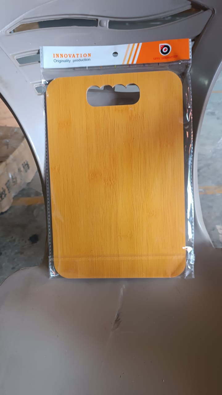 Wooden Chopping Board For Vegetable Cutting & Kitchen Use - Image 8