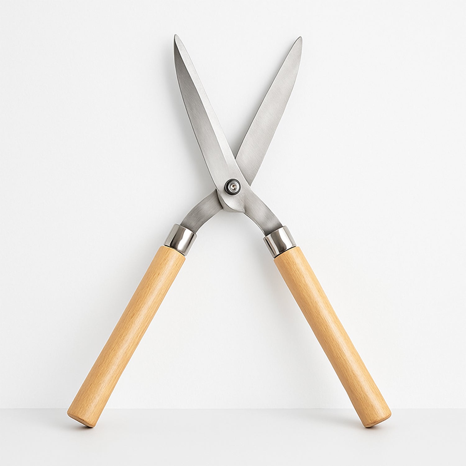 Wooden Handle Hedge Shears, Bush Clipper - Image 9