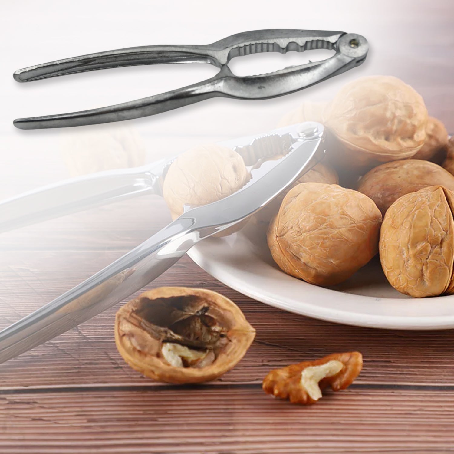 Luxury Stainless Walnut Cracker – Portable Nut Cutter & Pliers - Image 3