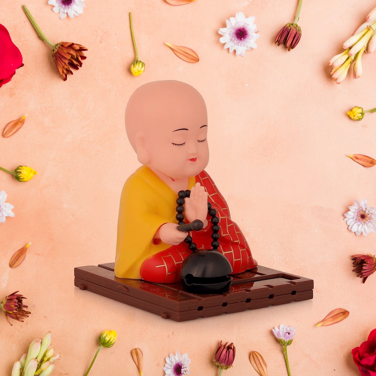 Solar Powered Sitting Buddha Statue, Moving Head and Hand (1 Pc / Big) - Image 4