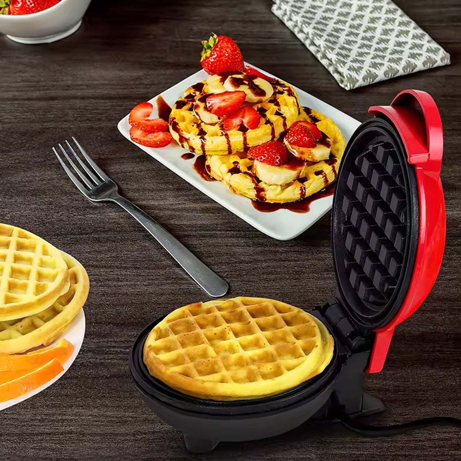 Mini Waffle Maker Machine Waffle Iron Home Appliances Kitchen Gift Easy To Clean, On-Stick Surfaces, Perfect Breakfast, Dessert, Sandwich, Cakes, Other Snacks Machine - Image 9