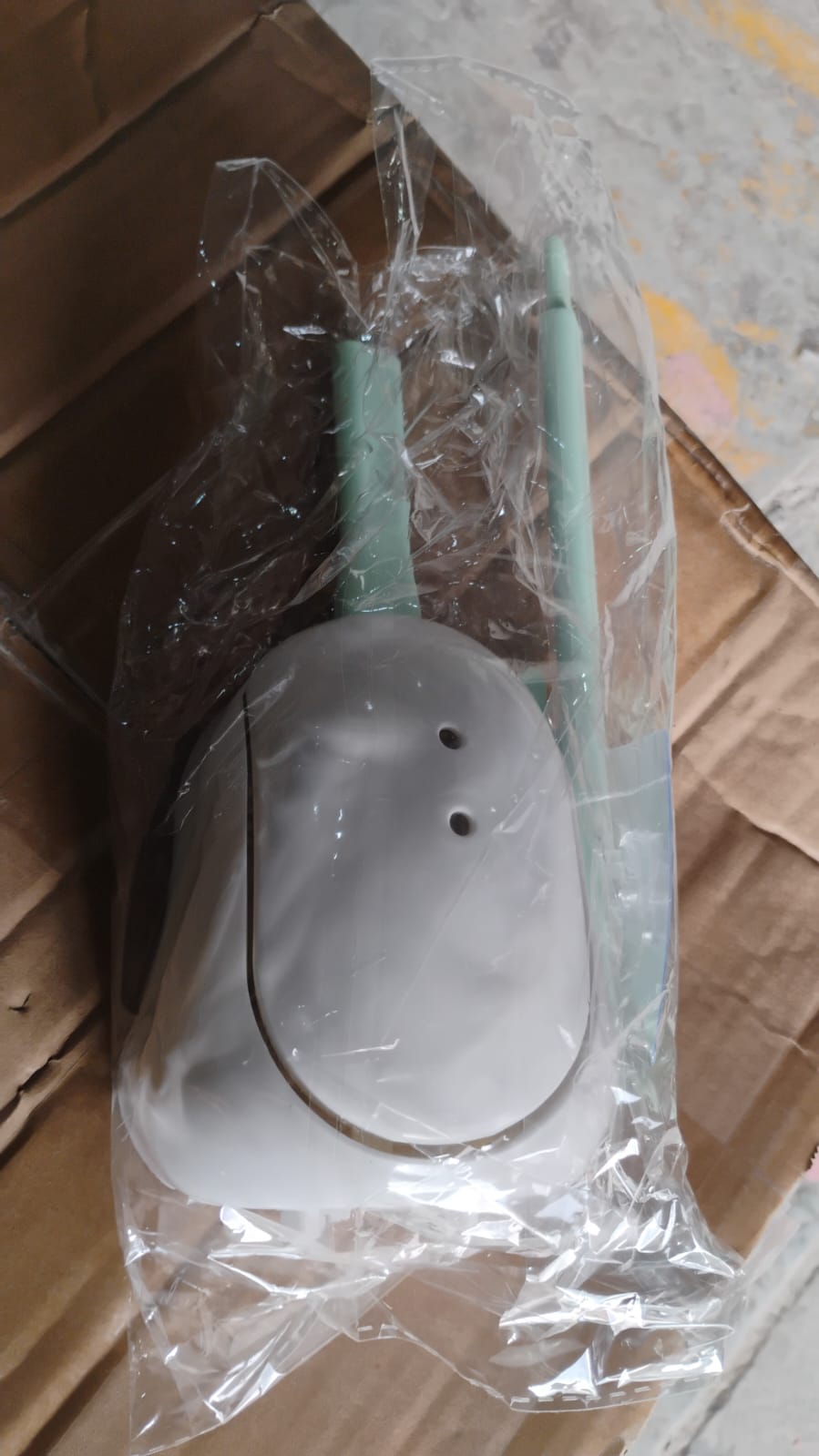 Flexible Silicone Toilet Cleaning Brush Set - Image 7