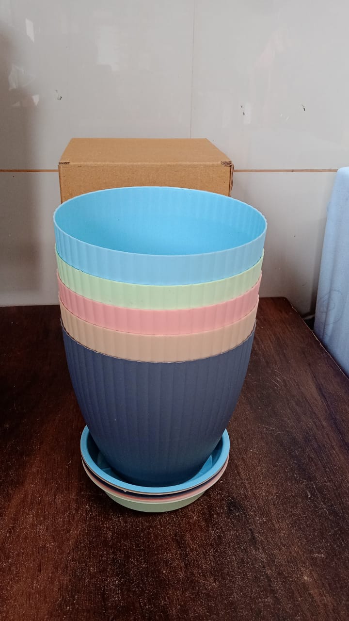 Plastic Flower Pot with Bottom Tray (5 Pcs Set) - Image 9