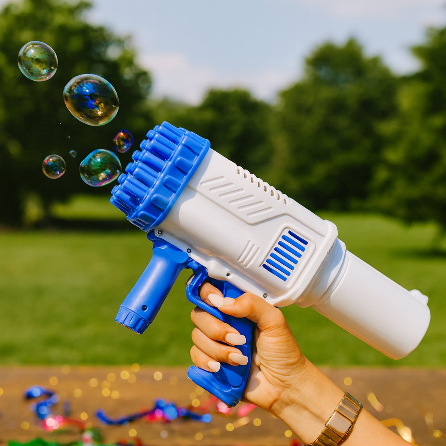 32 Holes Big Powerful Machine Bubble Gun Toys (1 Set) - Image 9