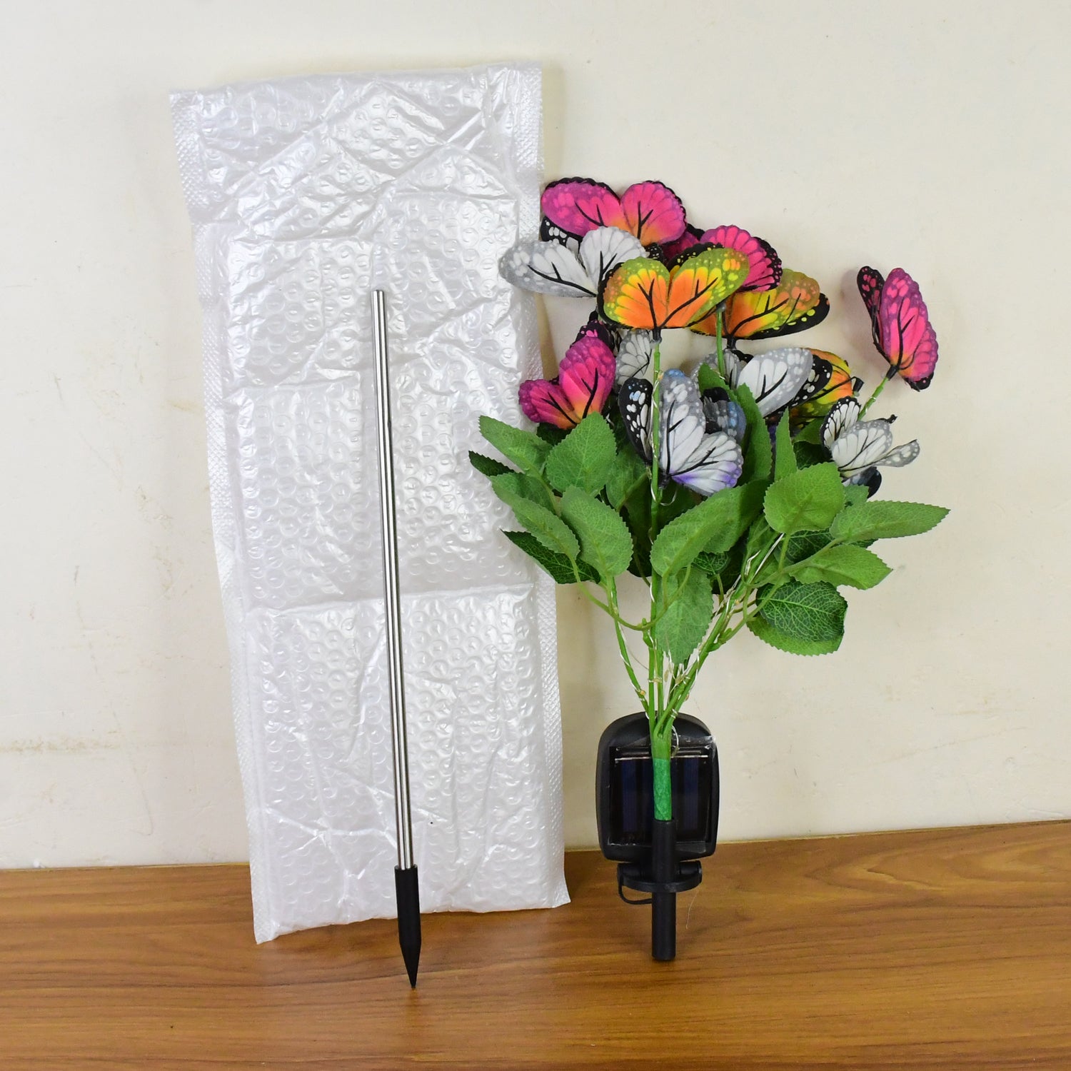 Solar-Powered LED Butterfly Garden Flower Light - Image 9