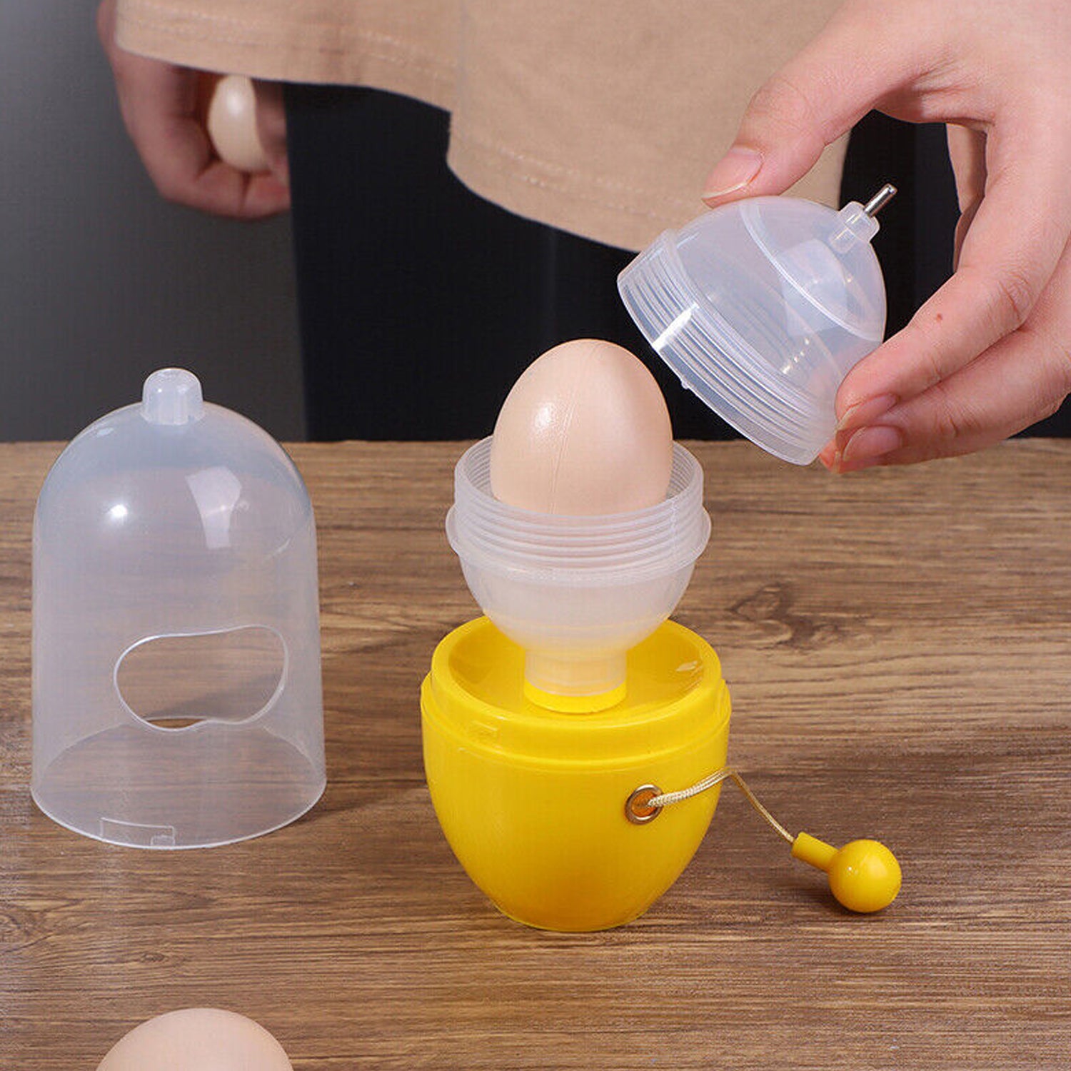 MANUAL EGG PULLER SCRAMBLER HOUSEHOLD WHITE EGG YOLK MIXER KITCHEN TOOL MIX MANUAL SCRAMBLER CONVENIENT WITHOUT BREAKING EGGS. - Image 5