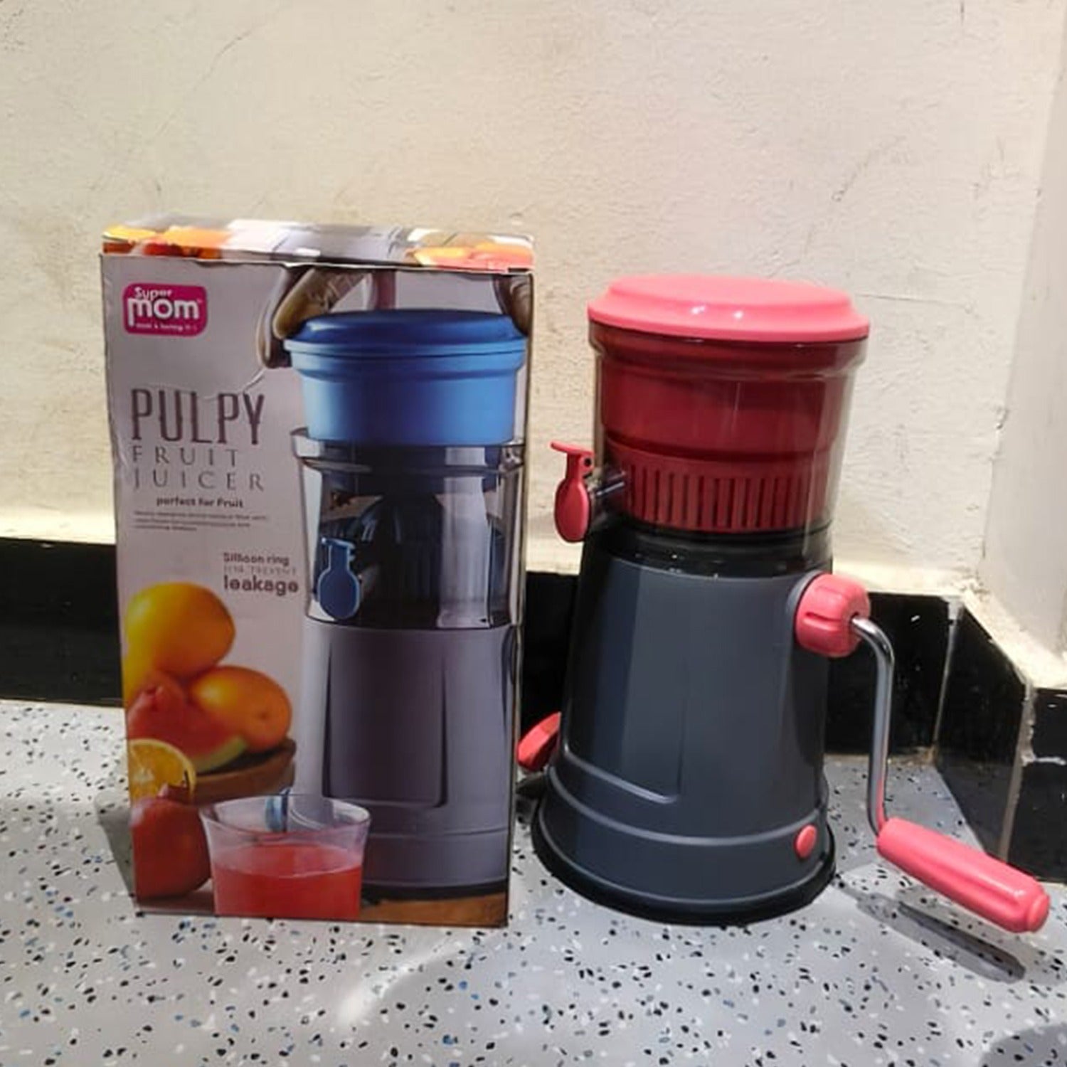 Supermom Pulpy Fruit Juicer with Extra Long Handle and Silicone Ring (1 Pc) - Image 8