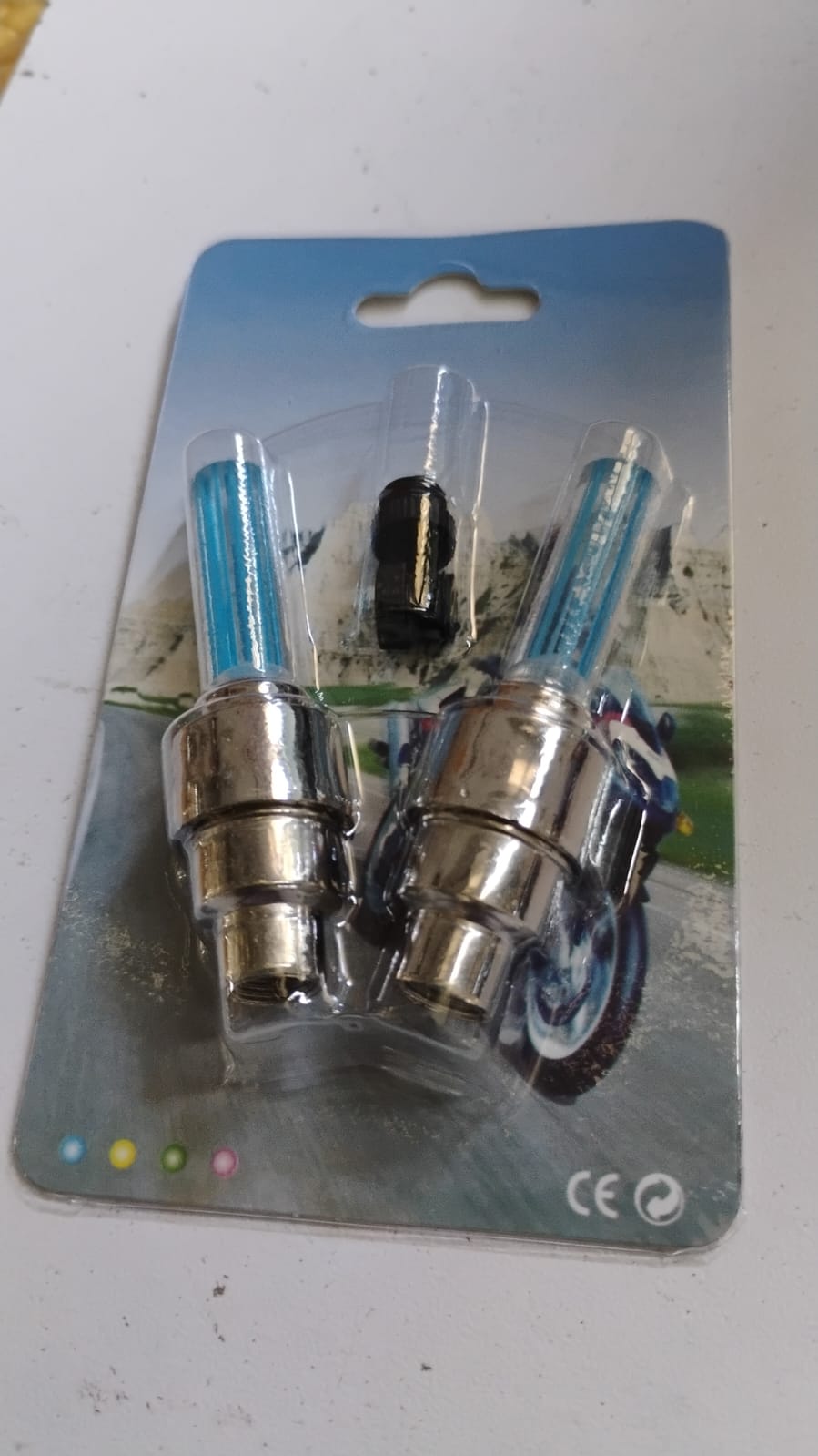 LED Flash Light lamp tyre Wheel Valve Sealing caps (2 Pc / Mix Color) - Image 15