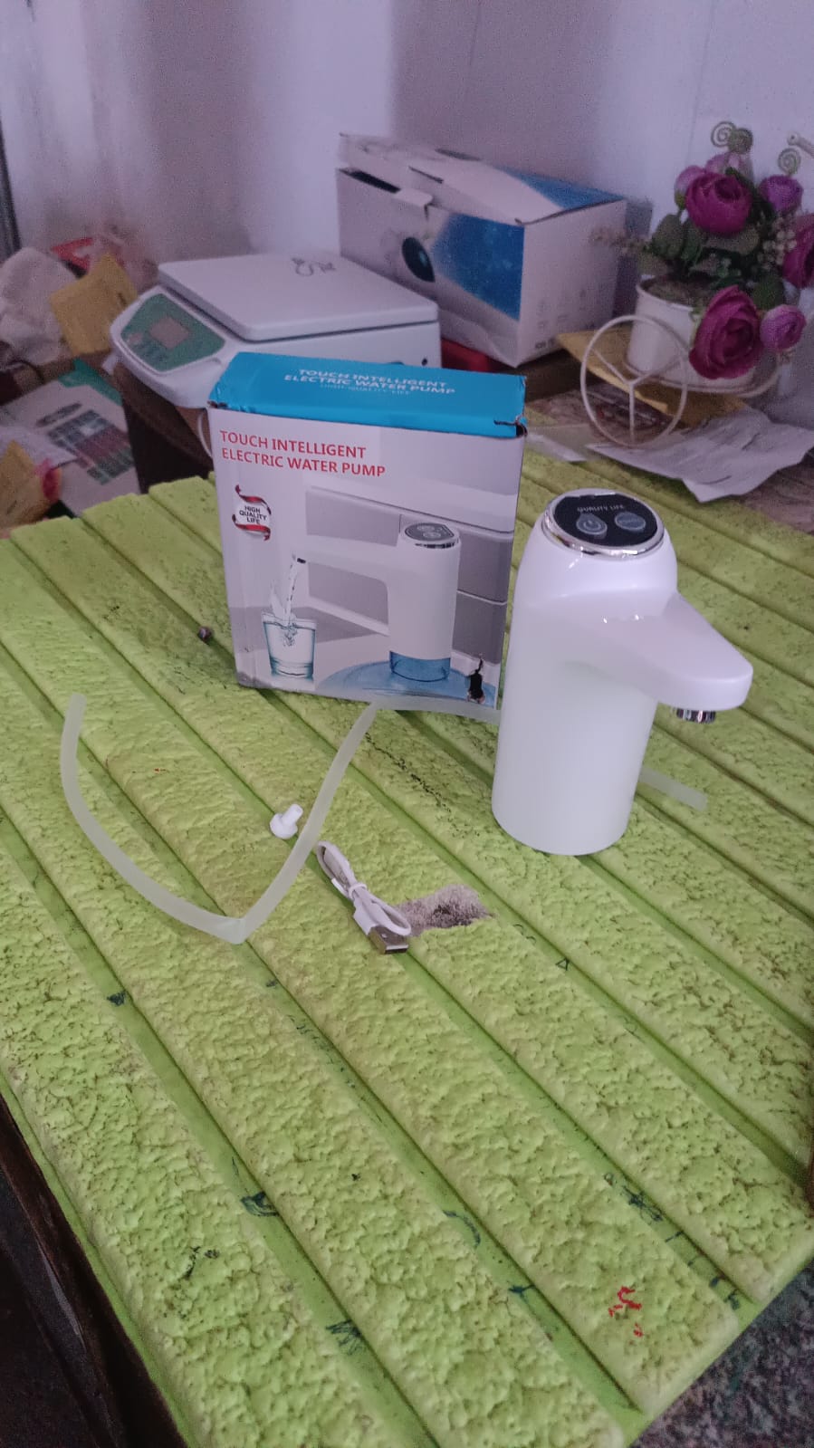 USB Electric Water Dispenser Pump, Portable Bottle Pump for Home & Travel Use - Image 9