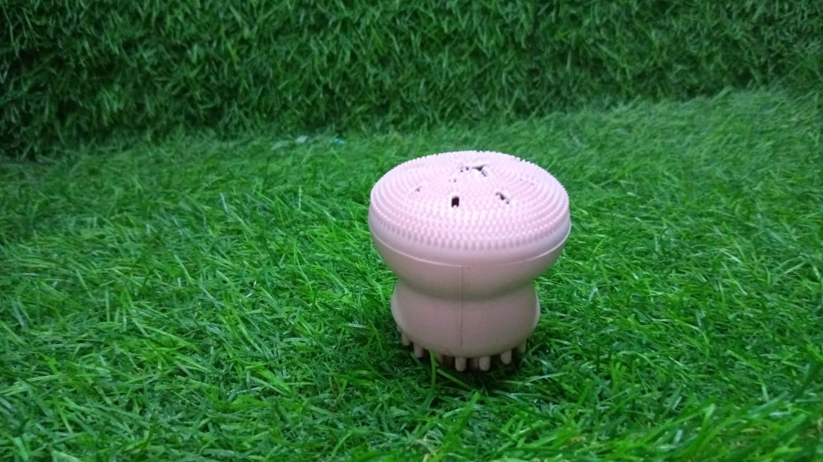 Facial Cleansing Brushes, Cute Octopus Shape Silicone Face Scrubber Massager Skincare Tool (1PC) - Image 9