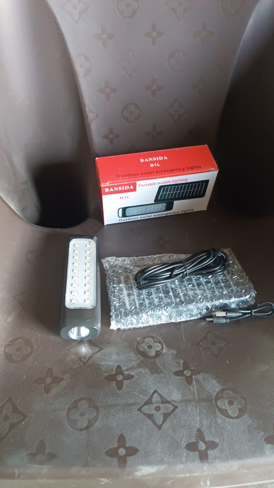 3 Modes Outdoor Indoor Hanging Solar Light Small 18LED & 1 Big LED - Image 7