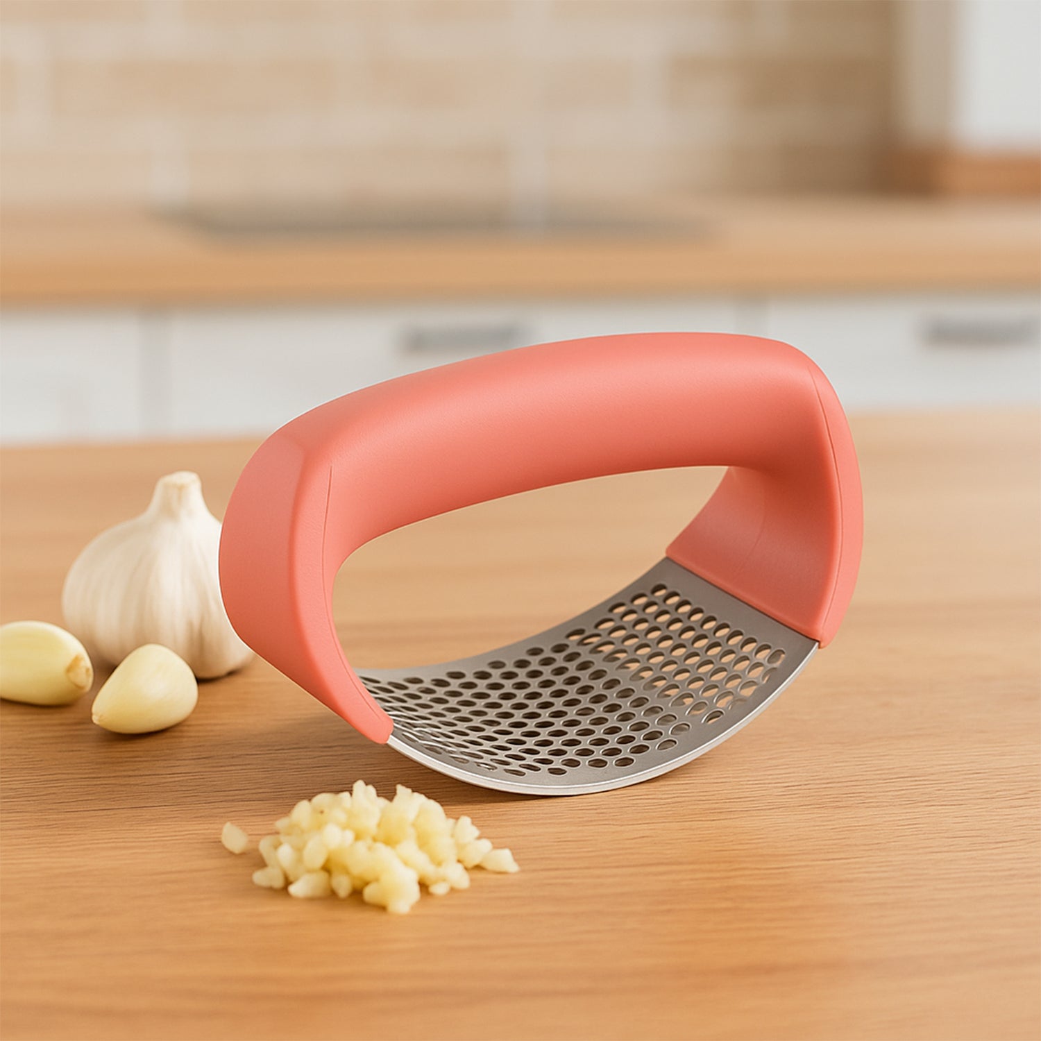 Supermom Premium Curve Garlic Press Crusher (1 Pc) - Image 3