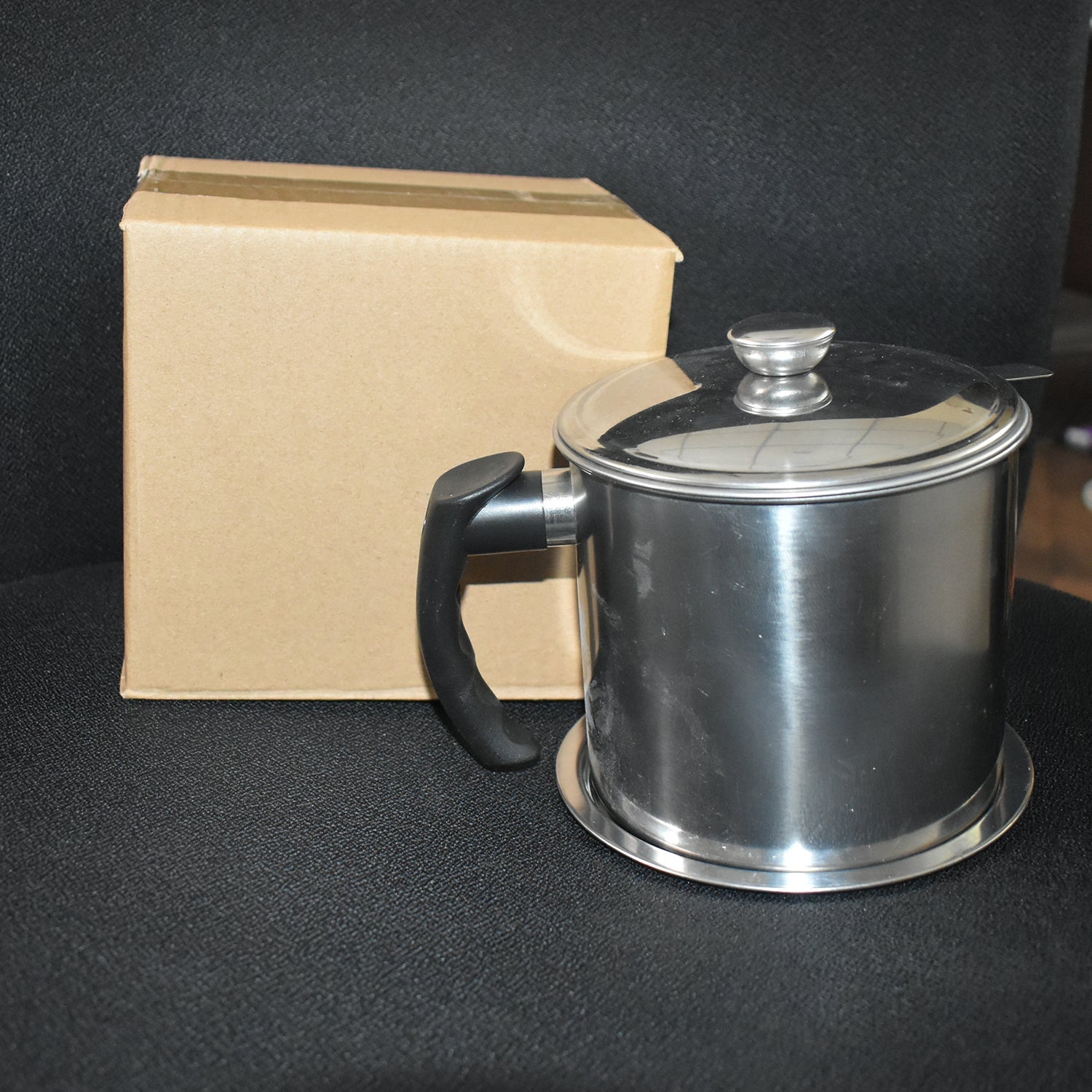 Stainless Steel Oil Strainer Pot with Lid and Filter Mesh (1 Set) - Image 2