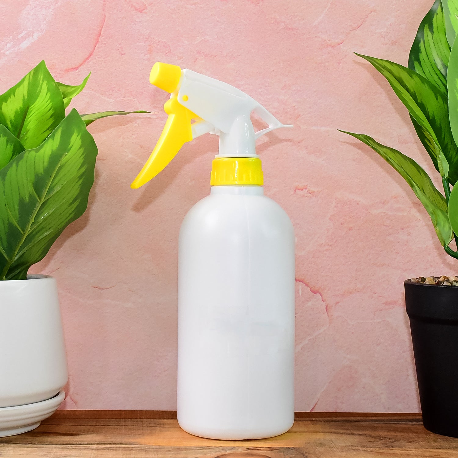 Floral Printed Plastic Spray Bottle (500 ML) - Image 3