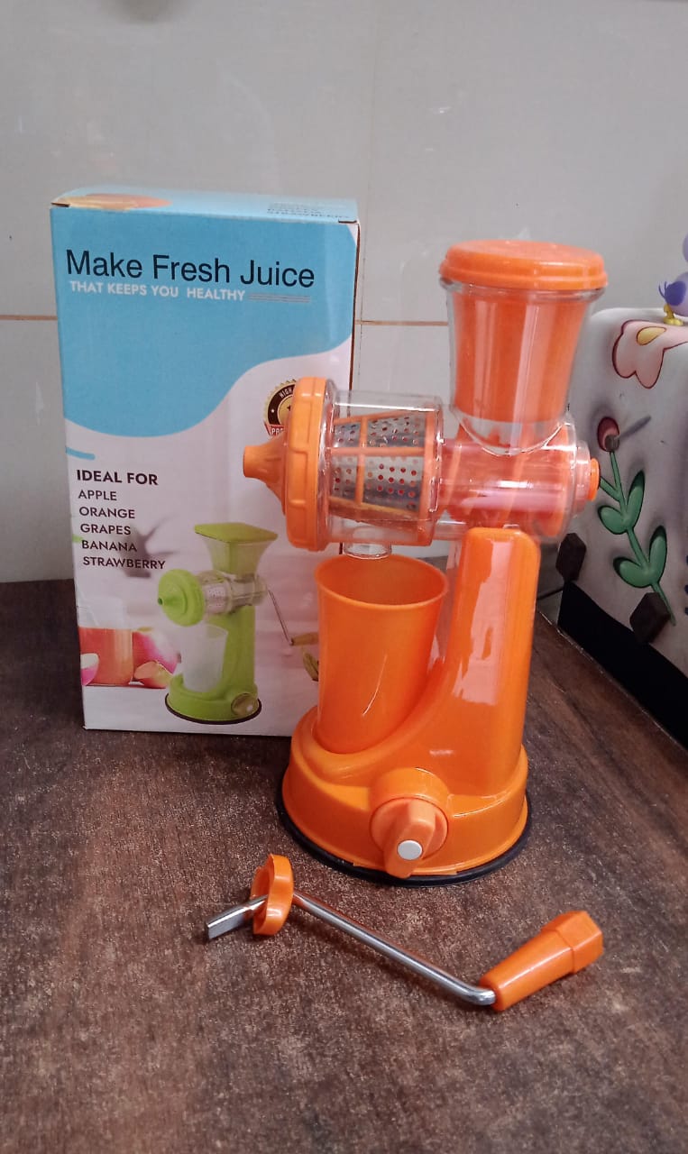 Manual Fruit Vegetable Juicer with Juice Cup and Waste Collector - Image 7