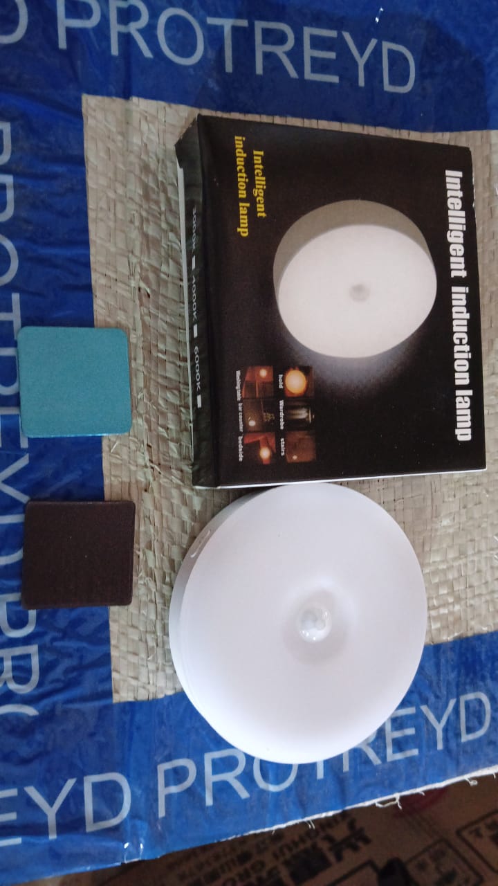 8 LED Night Lights With USB Charging & Double-Sided Adhesive Pads (1 Pc) - Image 7