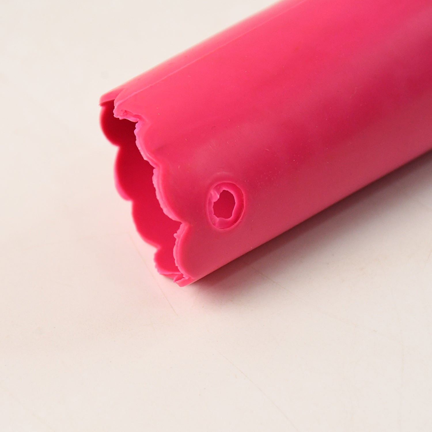Silicone Garlic Peeler Tube Easy Hand Roller Peeling Tool (1 Pc) - Image 3